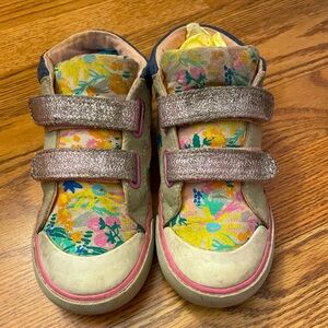 See Kai Run Floral Sneakers 11.5